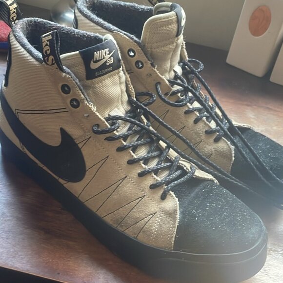 Nike SB Zoom Blazer Mid PRM US 10.5 - Picture 3 of 3